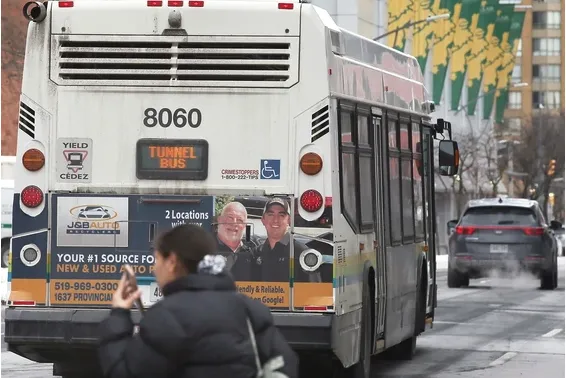 Windsor - End of road for tunnel bus