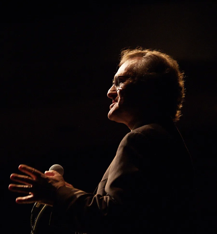 ATU Canada mourns the loss of Stephen Lewis